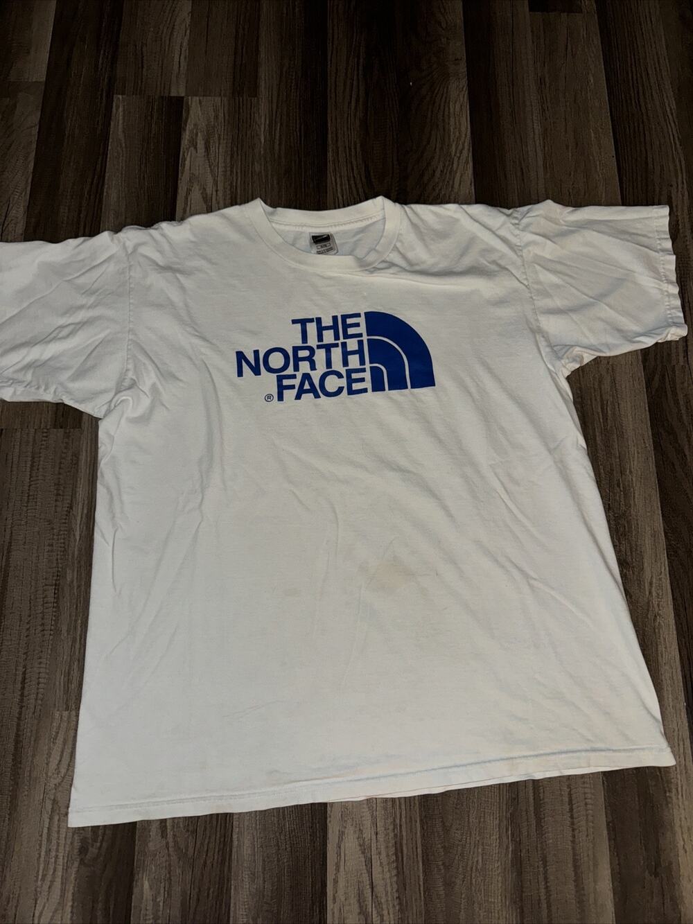 The North Face T-Shirt XL 23x27 White Outdoors Hiking Climbing